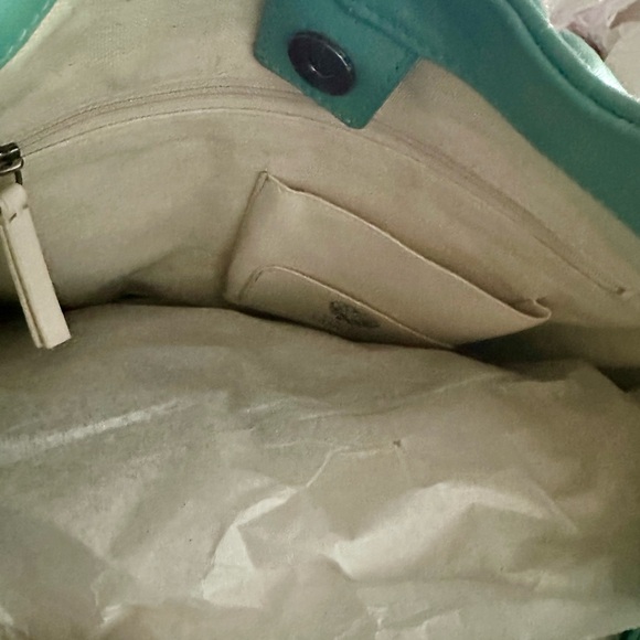 VINCE CAMUTO QUILTED TOTE “VISHO-TO” Style SEASHORE Color - Picture 9 of 15